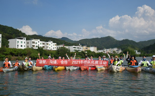 2004年成立深圳市英泰格電子科技有限公司，進(jìn)行市場(chǎng)的全力開(kāi)拓，獲得了TE的代理授權(quán)；